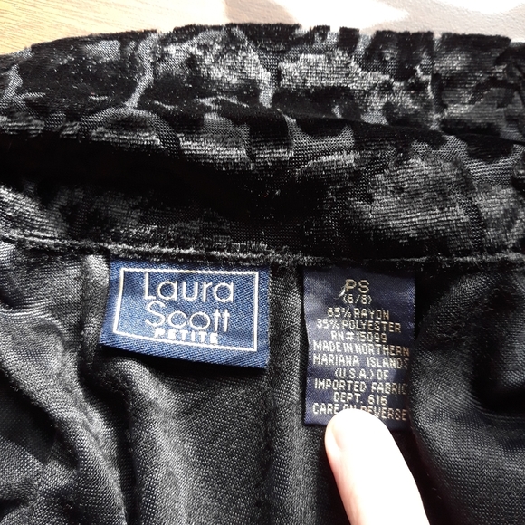 90s Laura Scott Black Velvet Burnout Button-Up Shirt Blouse Size SP Whimsigoth - Picture 5 of 8